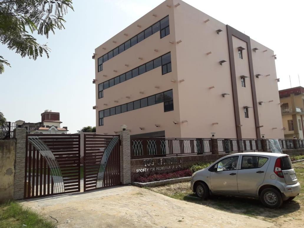 Yog Bhawan Aparthotel Greater Noida Kültér fotó